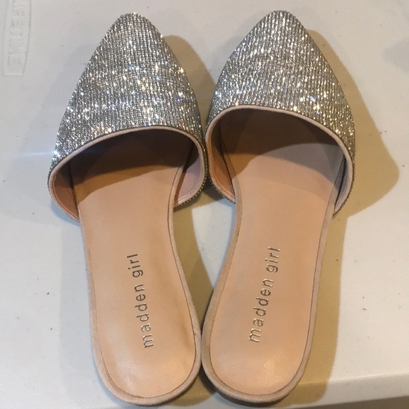 Madden Girl Tania Shimmer and Shine Slip On Shoes-Size 8 - Picture 8 of 9